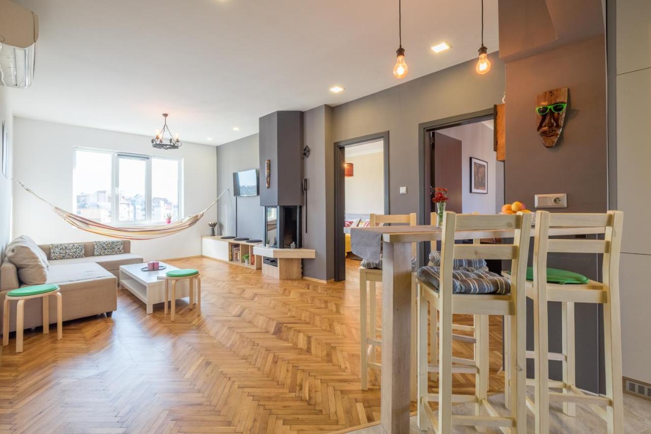 Artistic & Spacious 2Bd Central Apt By Flat Mаnager София Екстериор снимка